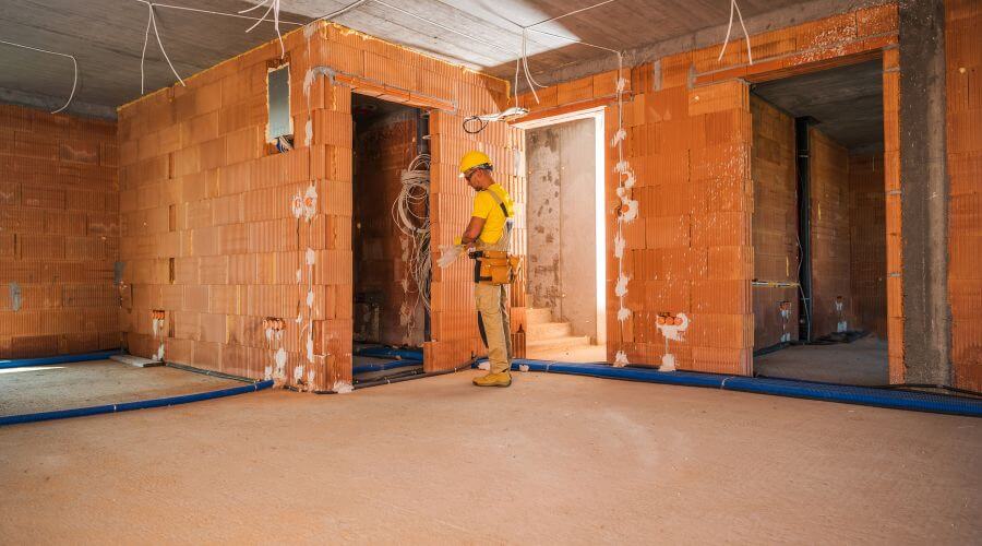 Expert Emergency Roof Repairs services in Coshocton, OH